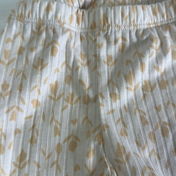 Jessica Simpson - yellow Tie-Dye Top and matching pull on pants - Picture 5 of 6